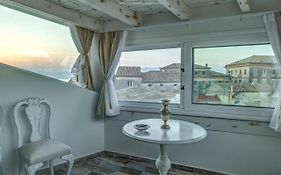 Coconella Suite